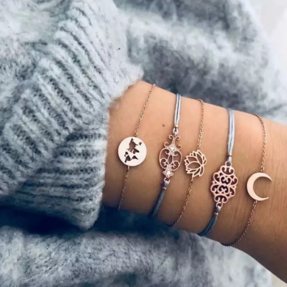 5 Piece Dainty Bracelet Set